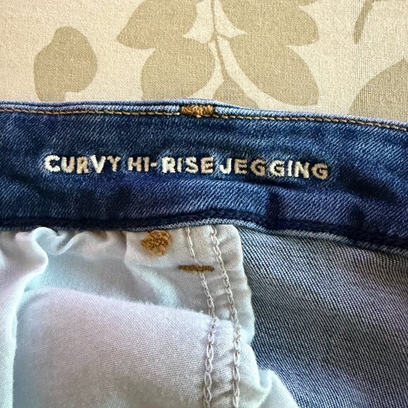 American Eagle Curvy High Rise Jeggings - Picture 4 of 5